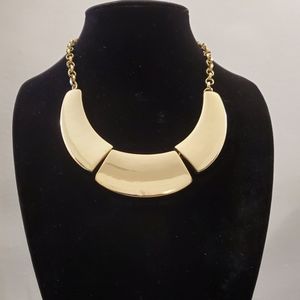 NEW Shiny Goldtone Statement Necklace #1450